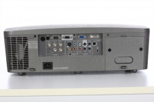 EIKI LC-XL100A / Bild 2 von 3